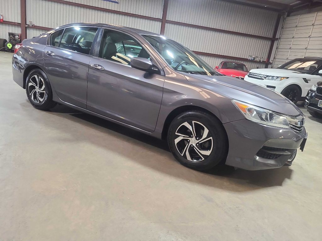 2017 Honda Accord Image 5