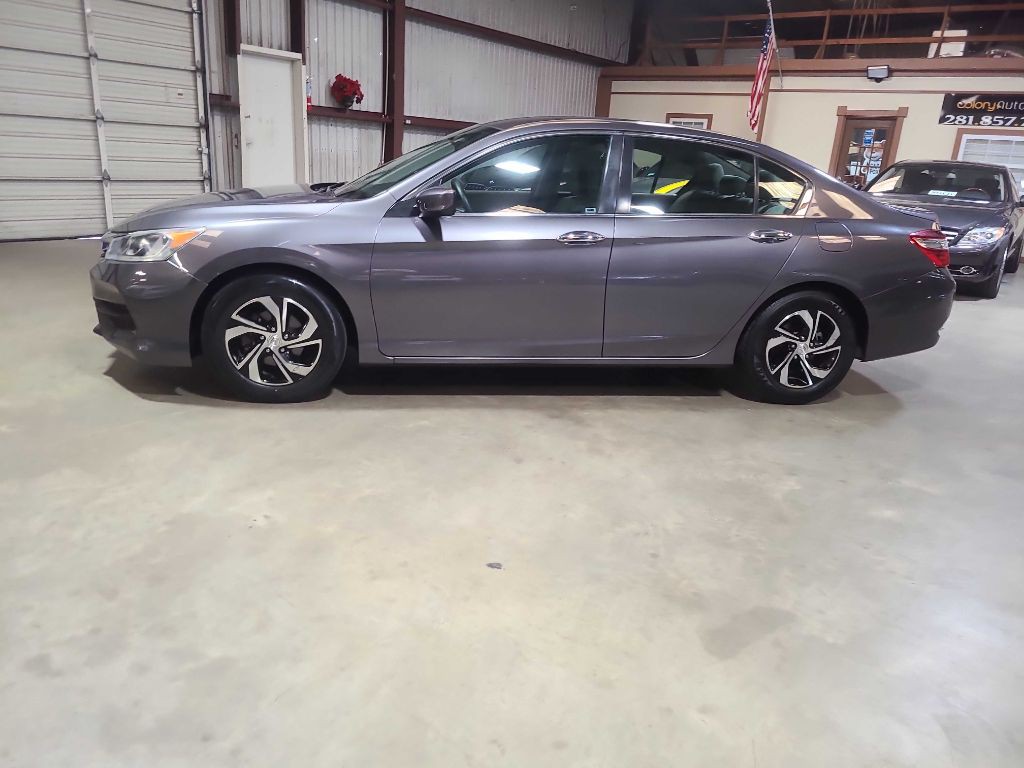 2017 Honda Accord Image 12