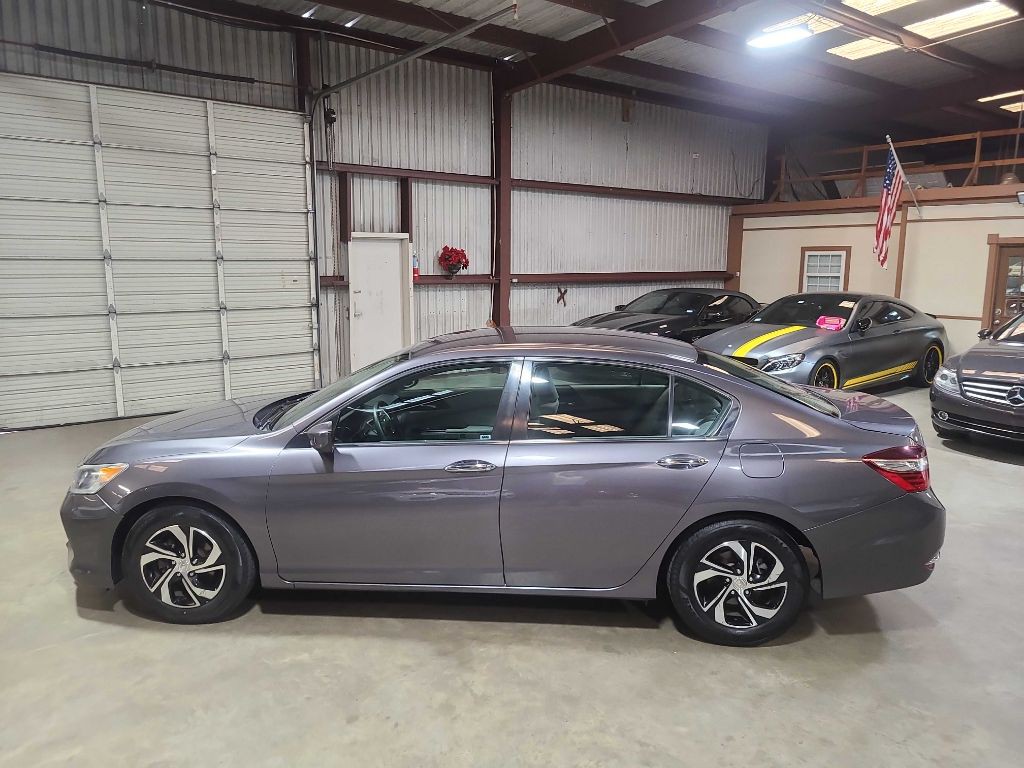 2017 Honda Accord Image 18
