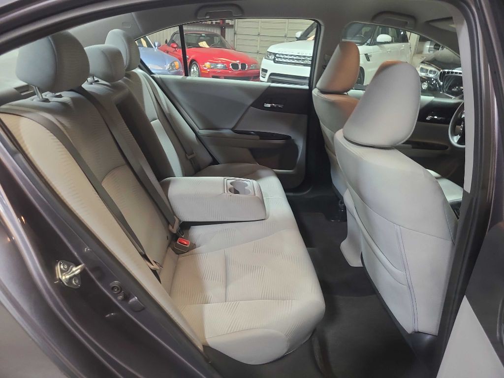 2017 Honda Accord Image 25