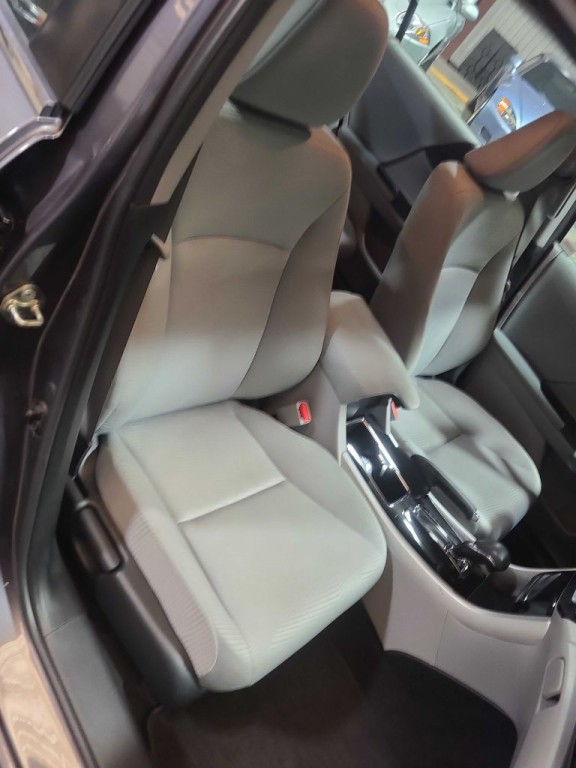 2017 Honda Accord Image 28