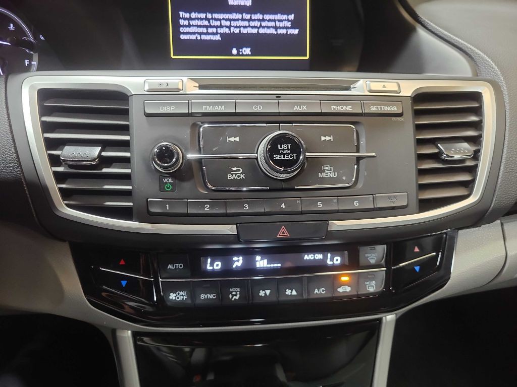 2017 Honda Accord Image 31