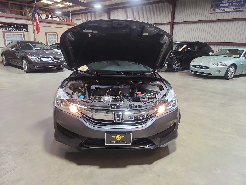 2017 Honda Accord Image 41