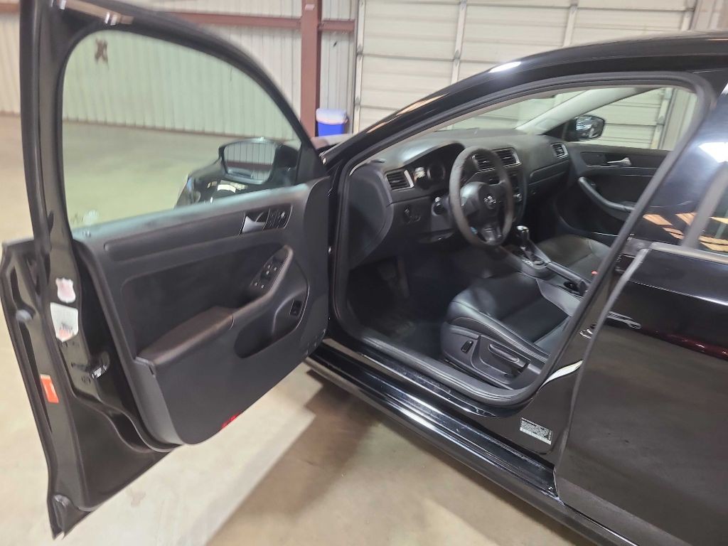 2014 Volkswagen Jetta Image 19