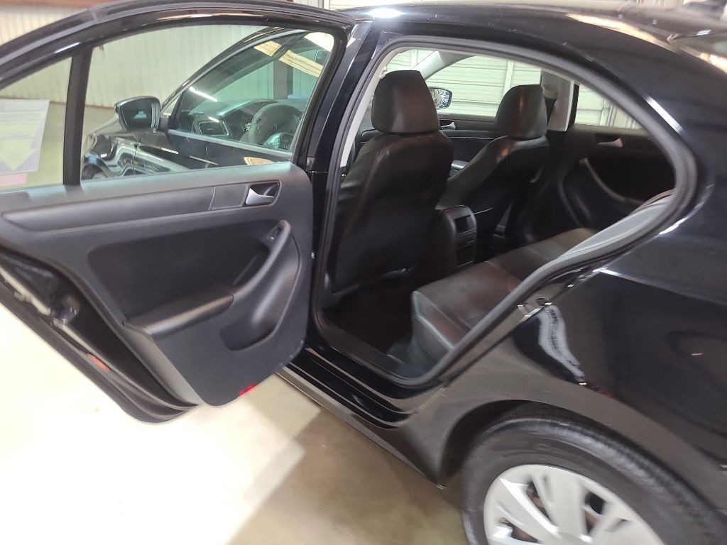 2014 Volkswagen Jetta Image 21