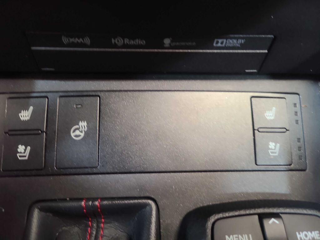 2016 Lexus IS Image 37