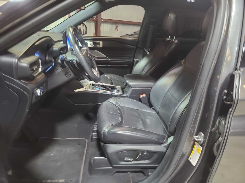 2020 Ford Explorer Image 23