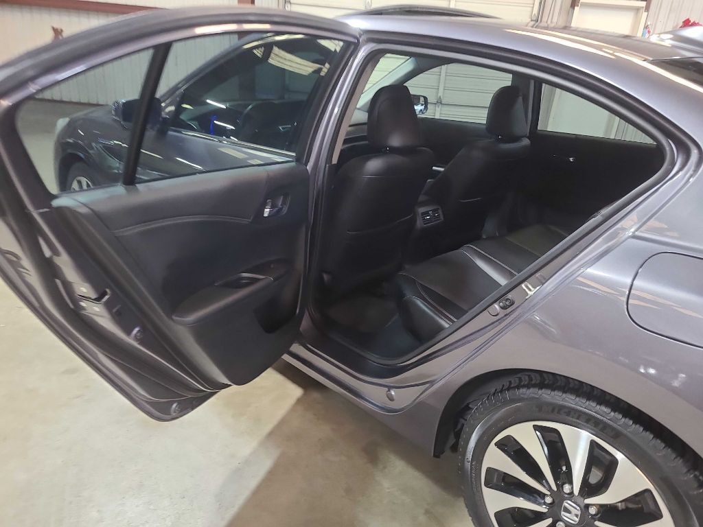 2015 Honda Accord Image 22