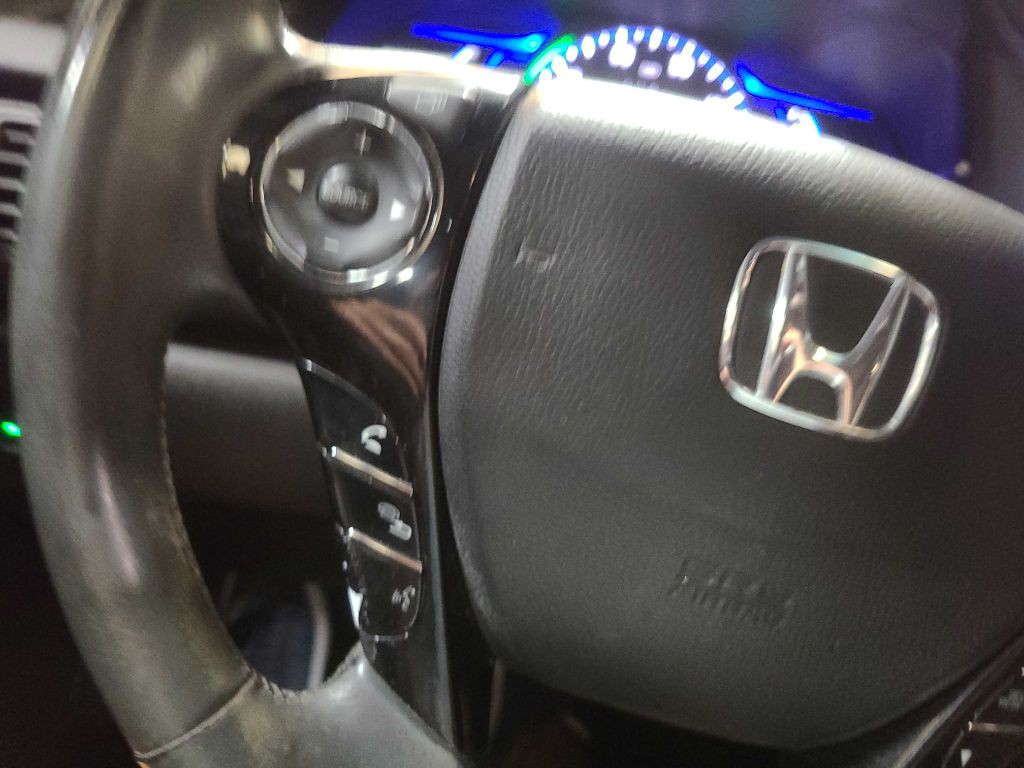2015 Honda Accord Image 38