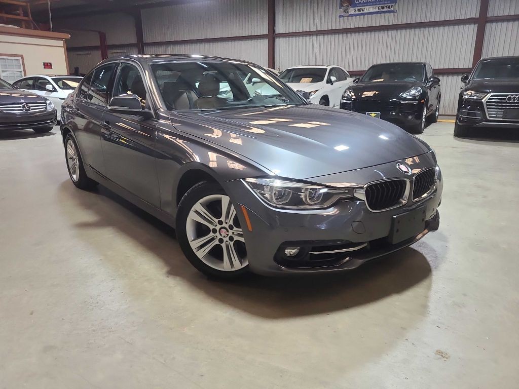 2016 BMW 3 Series Image 2