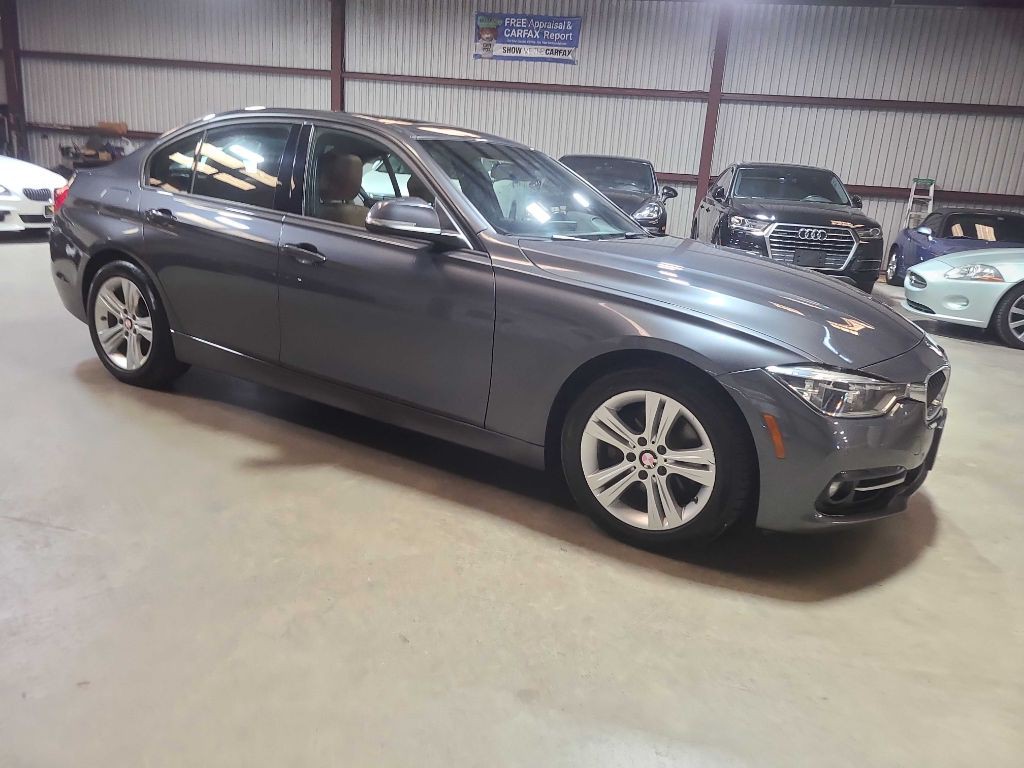 2016 BMW 3 Series Image 4