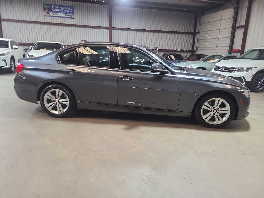 2016 BMW 3 Series Image 5