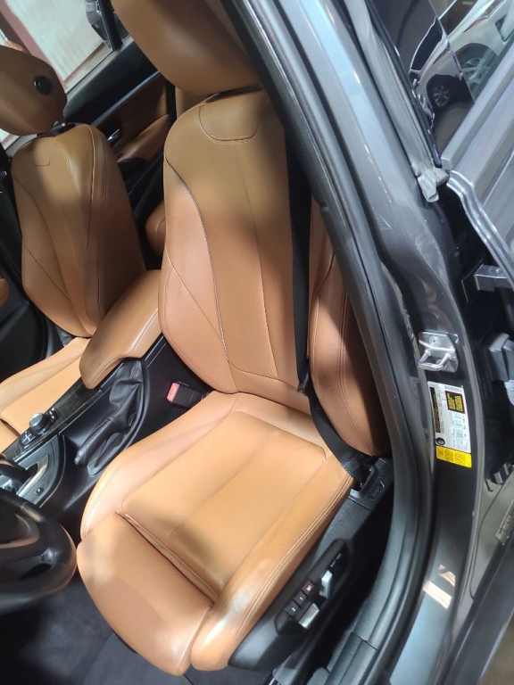 2016 BMW 3 Series Image 22