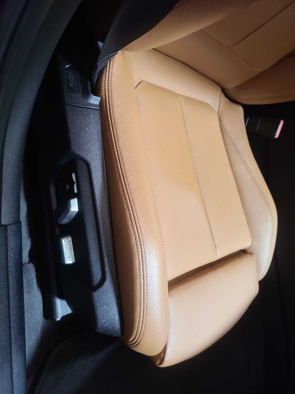 2016 BMW 3 Series Image 33