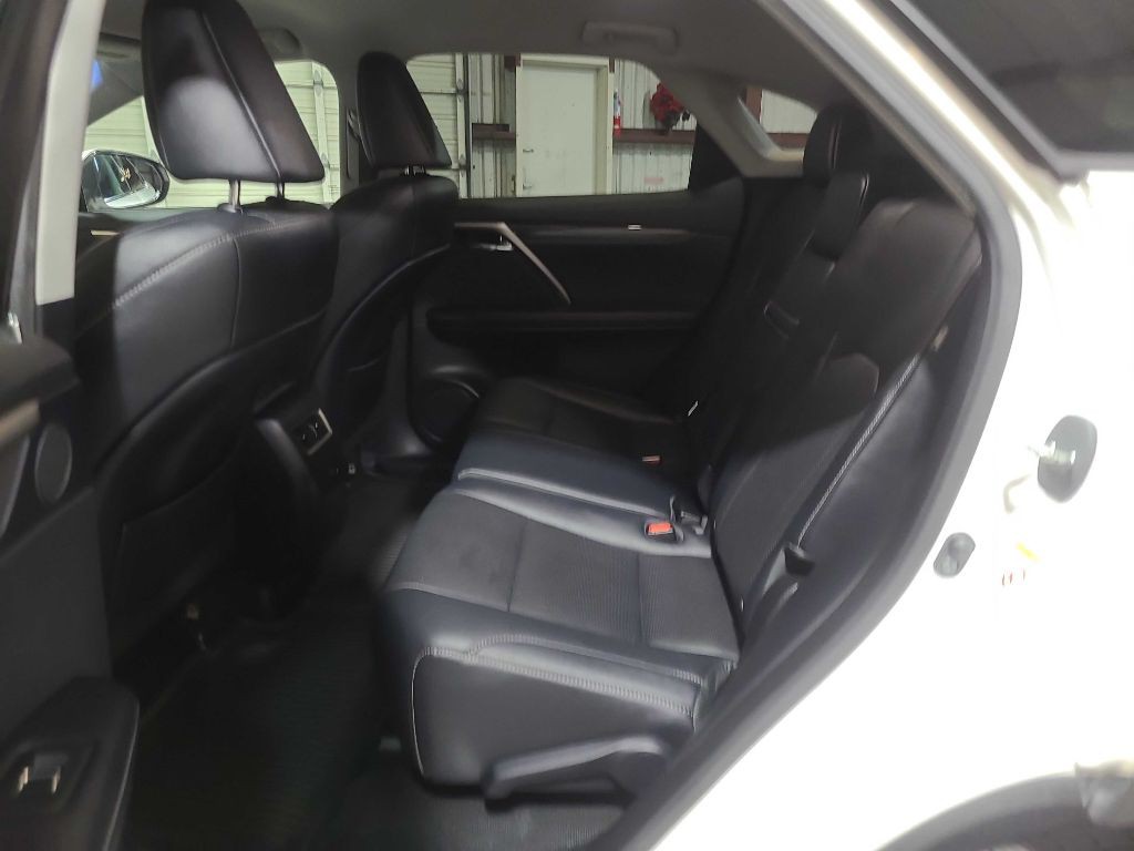 2016 Lexus RX Image 25