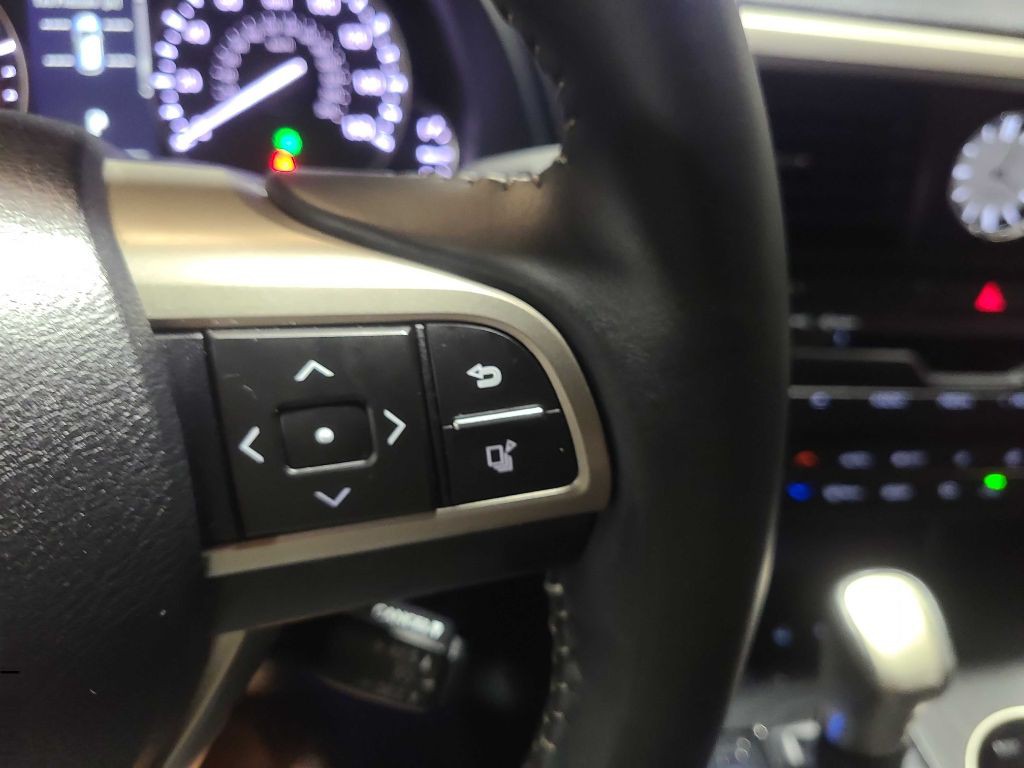 2016 Lexus RX Image 44