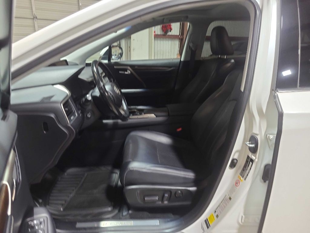 2019 Lexus RX Image 21