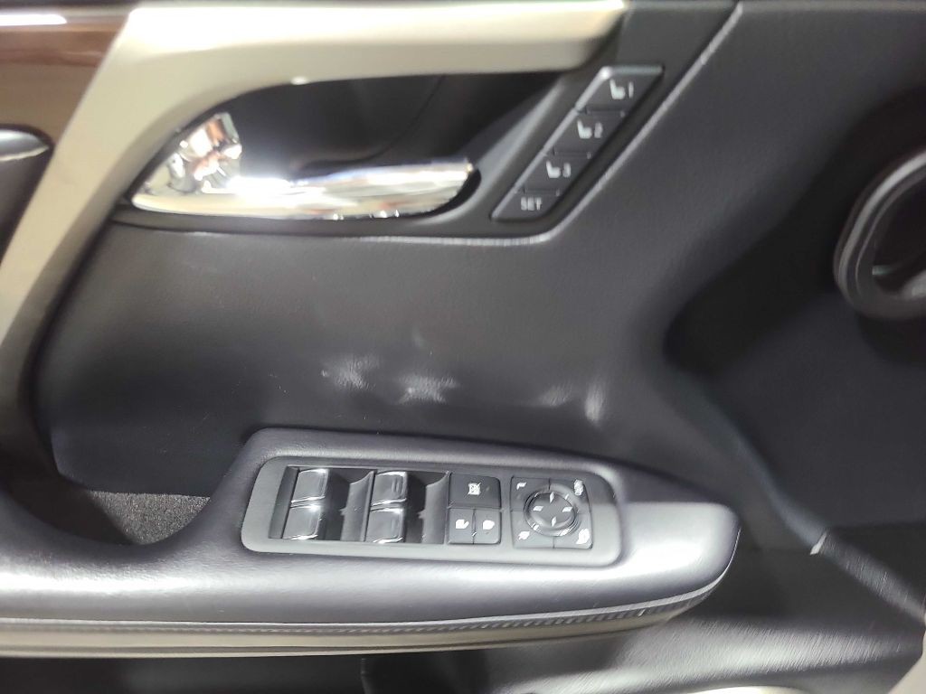 2019 Lexus RX Image 36