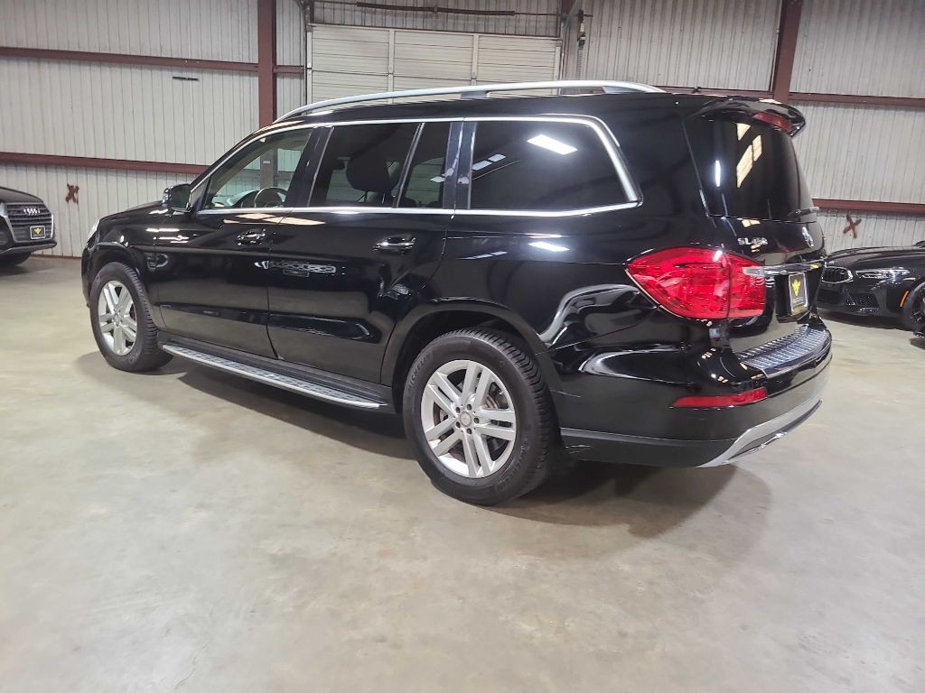 2015 Mercedes-Benz GL-Class Image 12