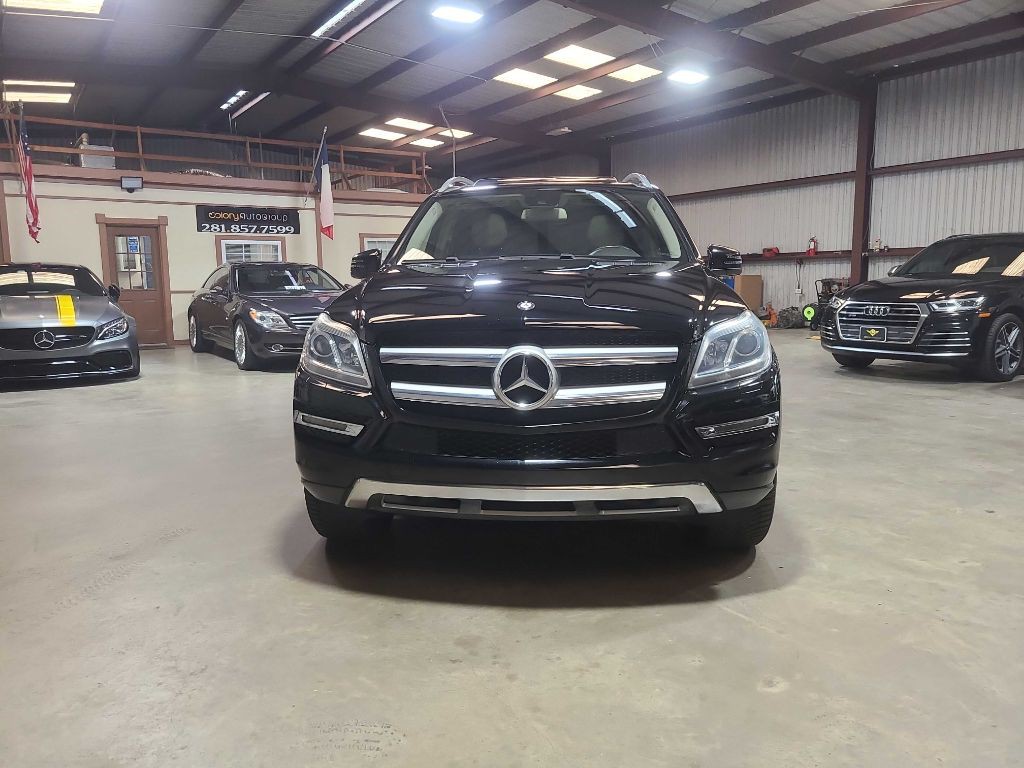2015 Mercedes-Benz GL-Class Image 17