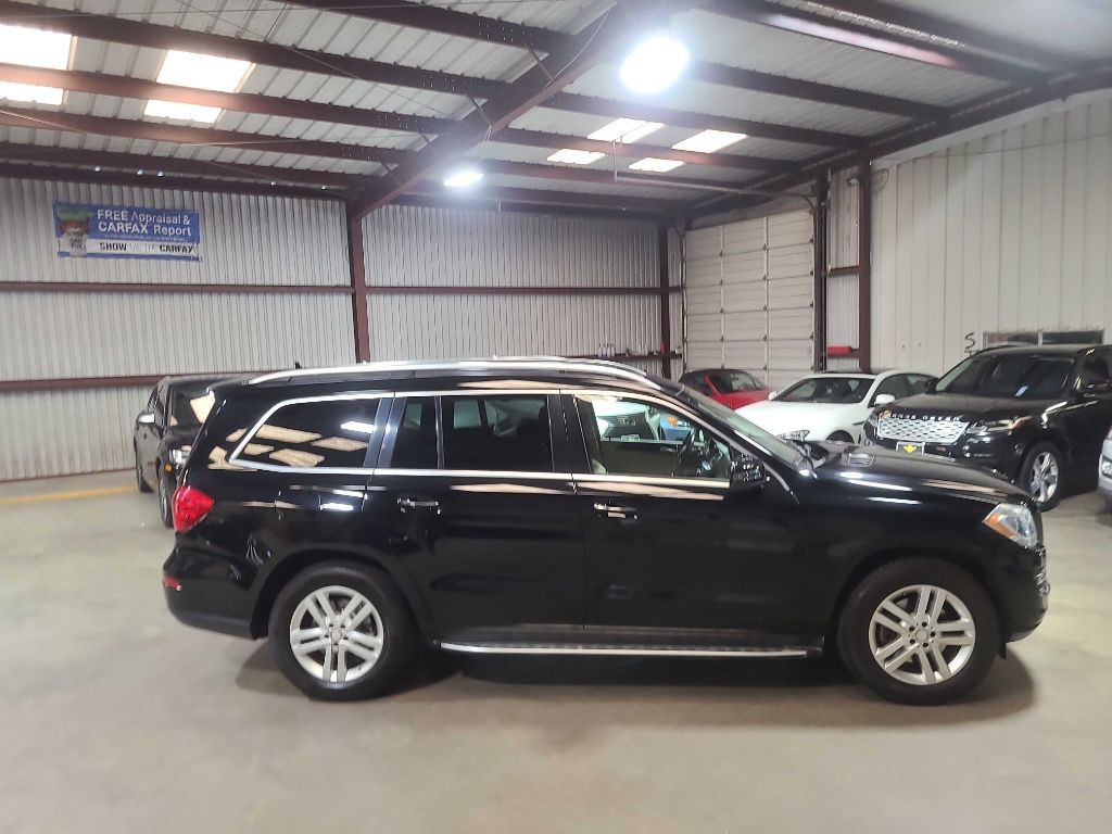 2015 Mercedes-Benz GL-Class Image 18