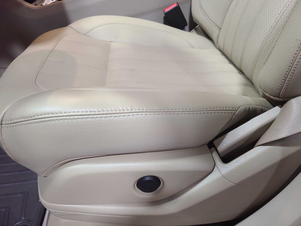 2015 Mercedes-Benz GL-Class Image 38