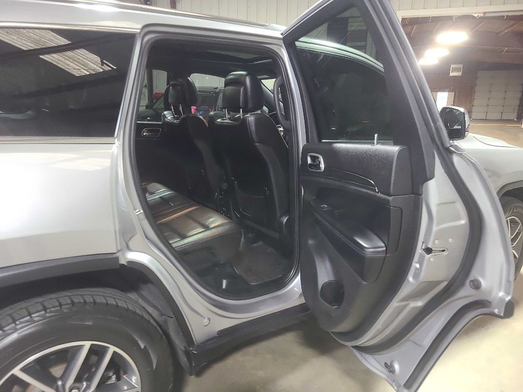 2020 Jeep Grand Cherokee Image 28