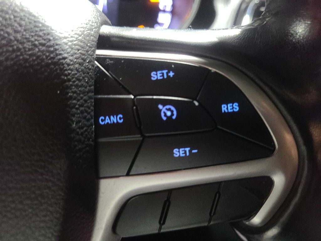 2020 Jeep Grand Cherokee Image 40