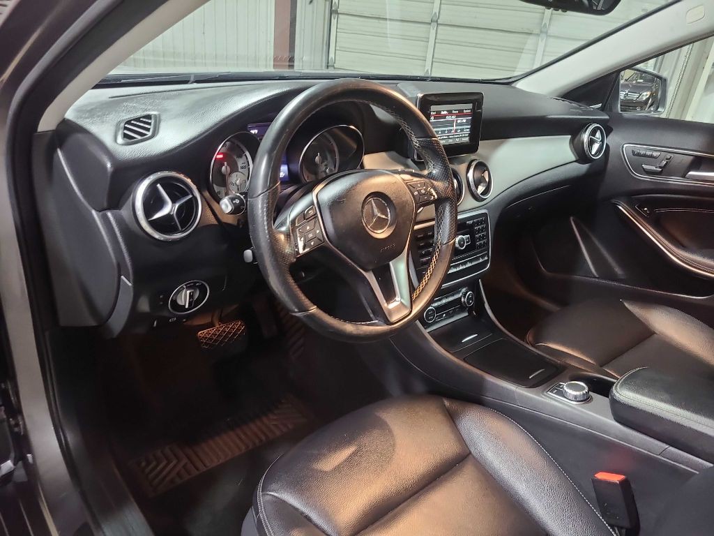 2015 Mercedes-Benz GLA-Class Image 34