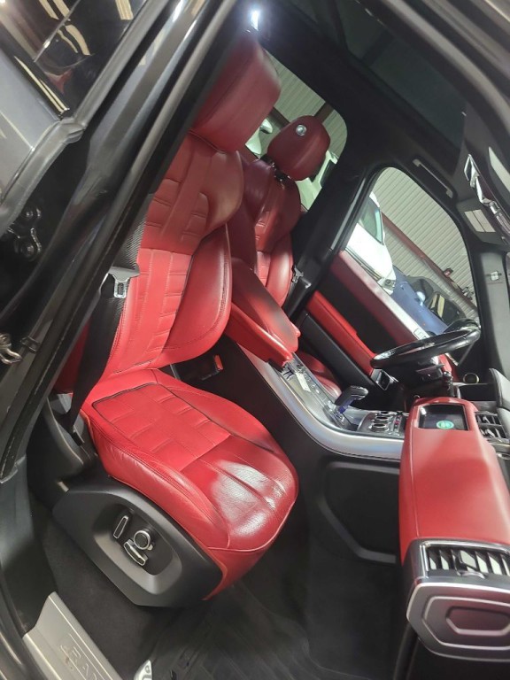 2017 Land Rover Range Rover Sport Image 35