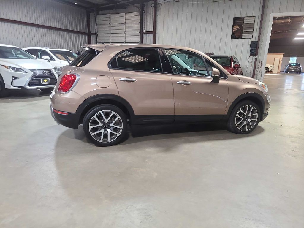 2017 FIAT 500 Image 6