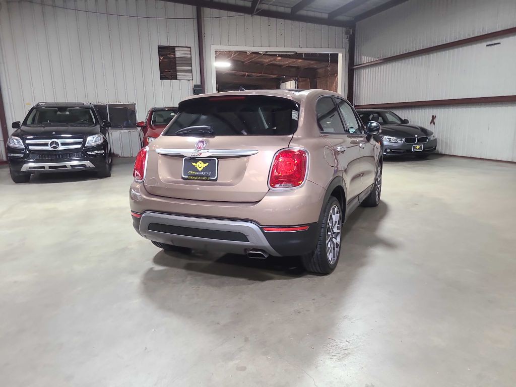 2017 FIAT 500 Image 9