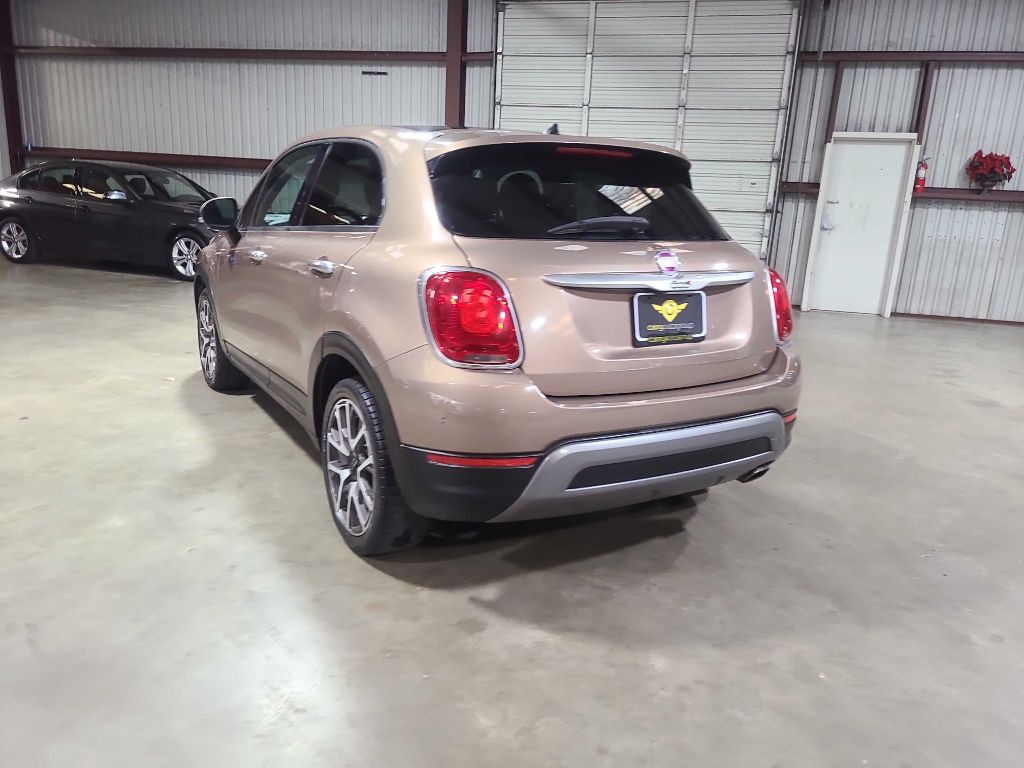 2017 FIAT 500 Image 11