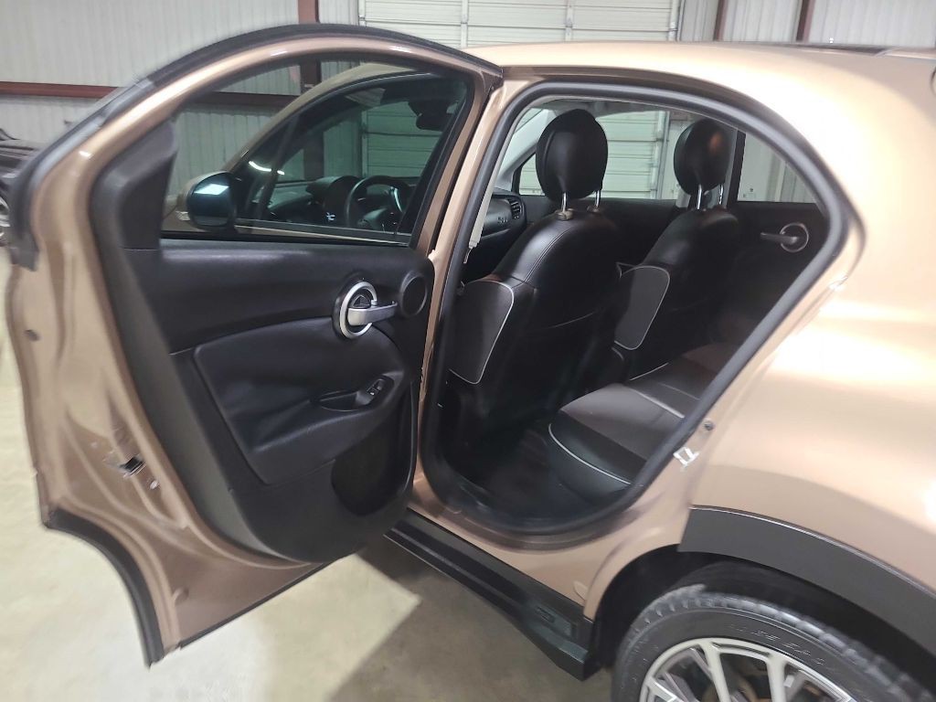 2017 FIAT 500 Image 22