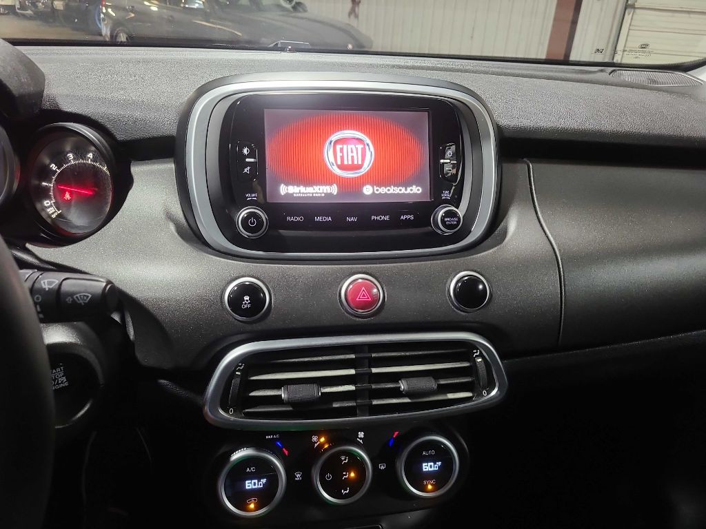 2017 FIAT 500 Image 35
