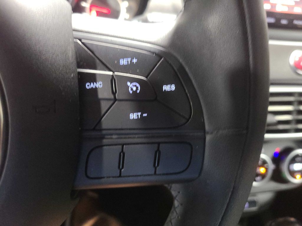 2017 FIAT 500 Image 36
