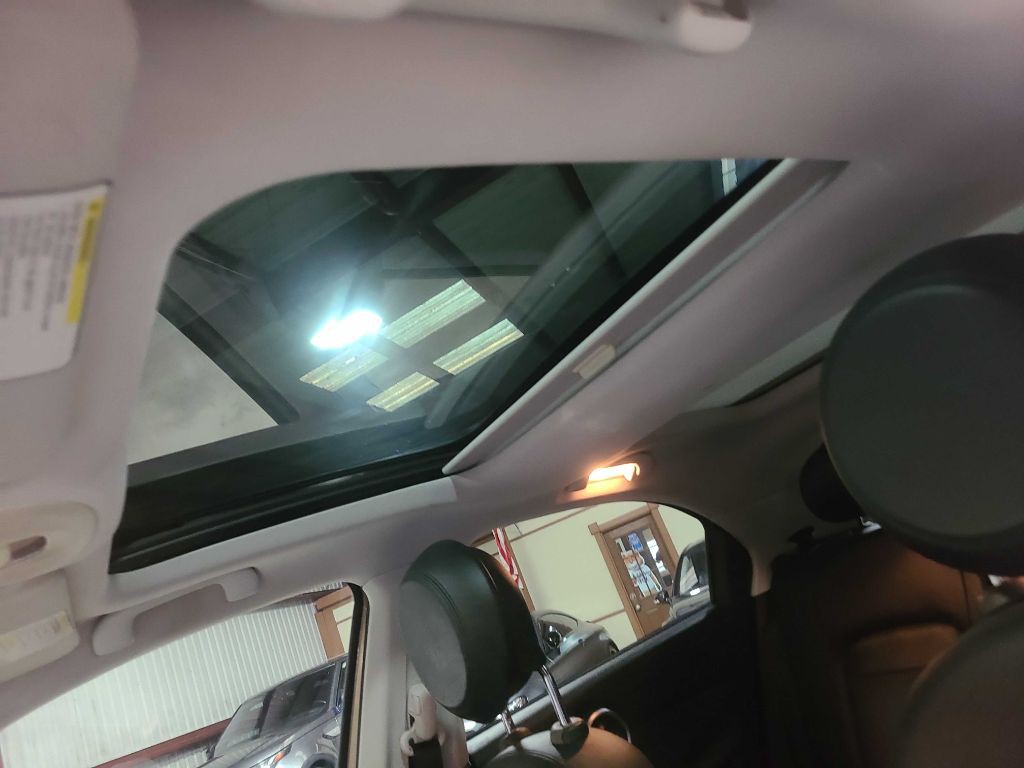 2017 FIAT 500 Image 43