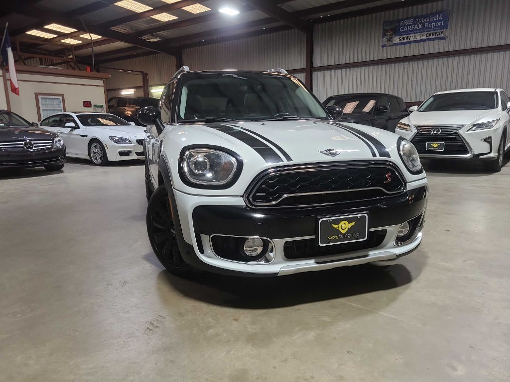 2018 MINI Cooper Image 1