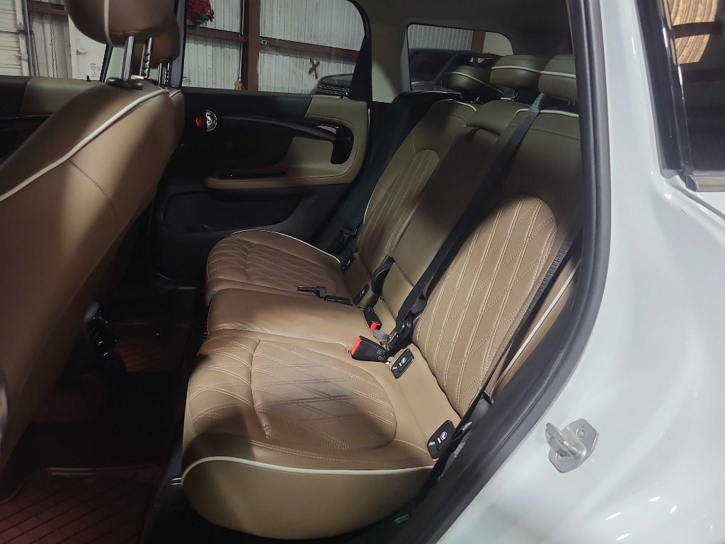 2018 MINI Cooper Image 28