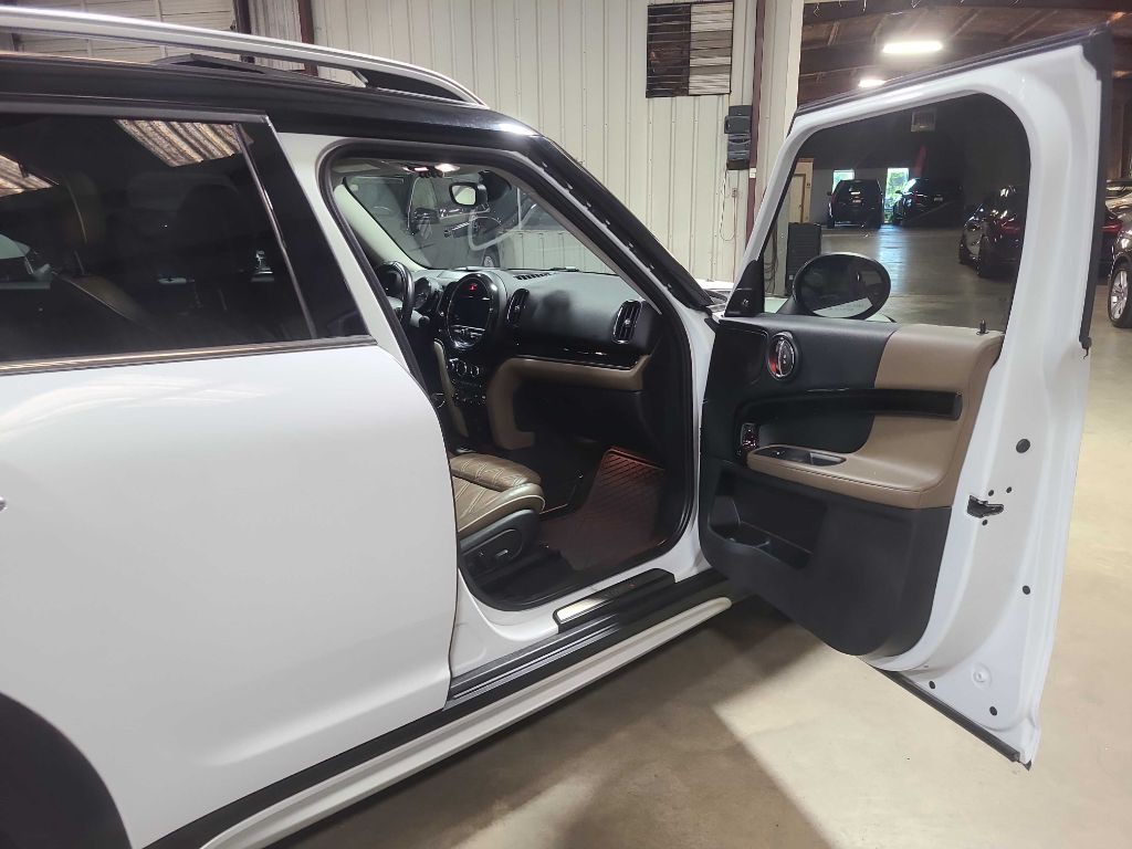 2018 MINI Cooper Image 33