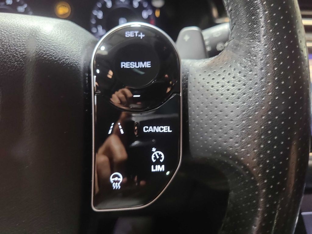 2018 Land Rover Range Rover Image 39