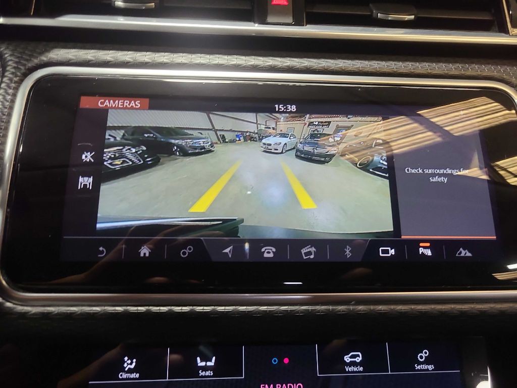 2018 Land Rover Range Rover Image 43