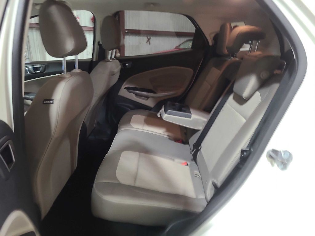 2020 Ford Econoline Image 25