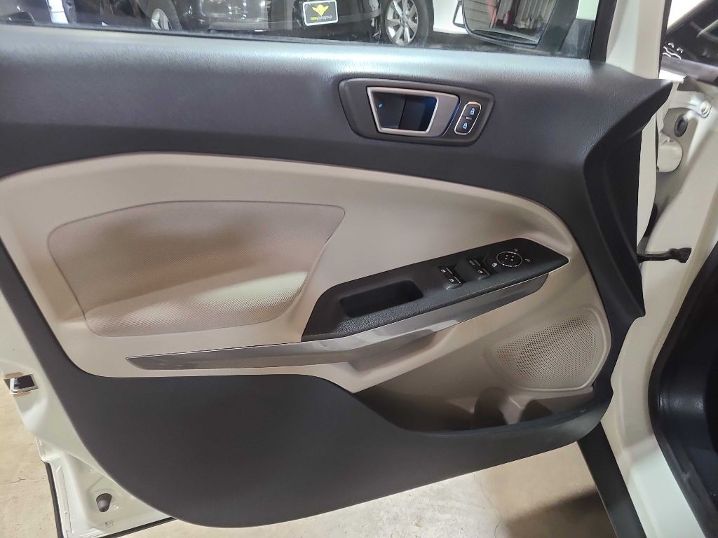 2020 Ford Econoline Image 34