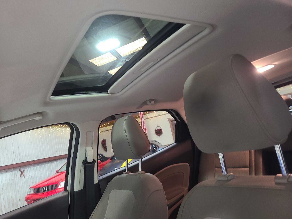 2020 Ford Econoline Image 42