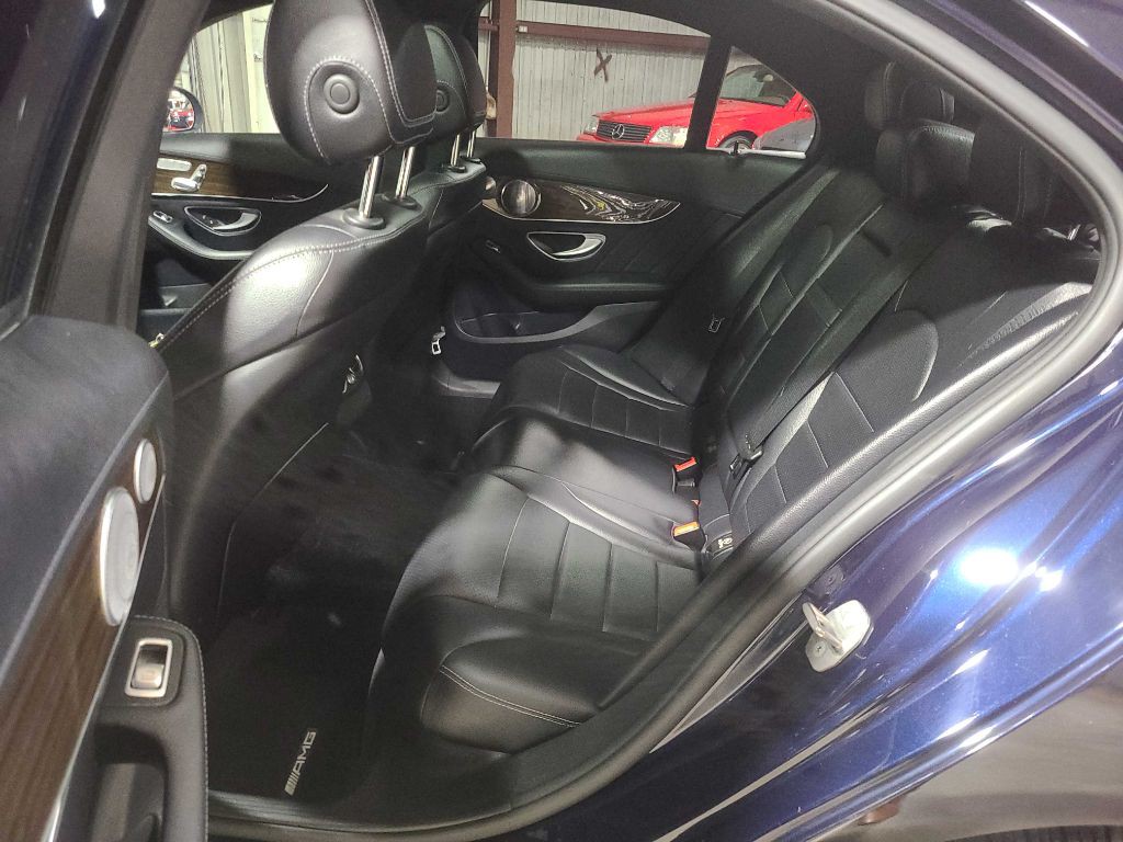 2017 Mercedes-Benz C-Class Image 25