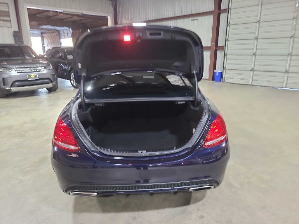 2017 Mercedes-Benz C-Class Image 26