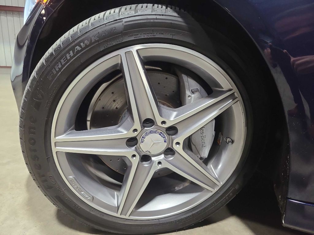 2017 Mercedes-Benz C-Class Image 44