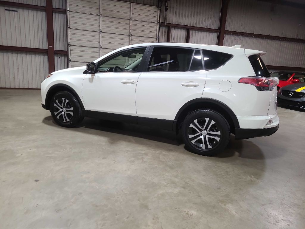 2018 Toyota Rav4 Image 10