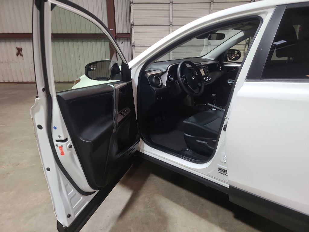 2018 Toyota Rav4 Image 20